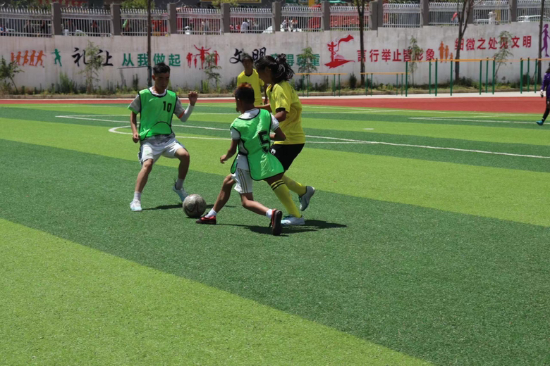 92949570-BA2B-4AE9-9639-E006EEB9F853