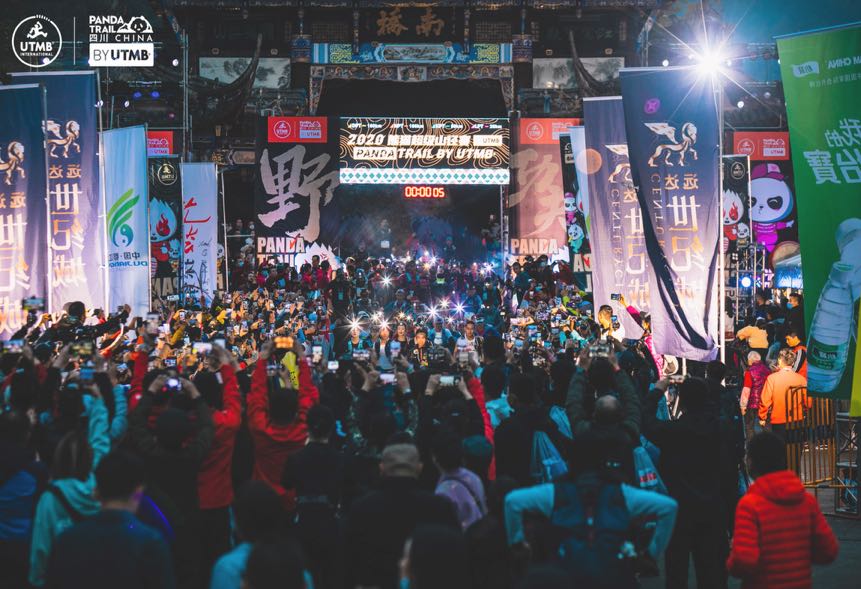 E766FBA0-AD10-4E9E-BE94-E8887117FF98