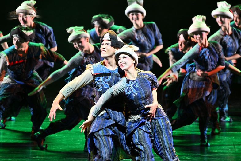 A9BF0AF8-FE3A-406F-8A5E-93BC0F33F3D2