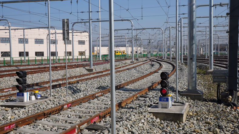 FB893E6F-9DF6-4563-B719-98FCDBE44035