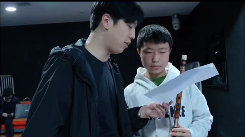 E3E30D5F-5118-42C4-8E59-09429A21B651