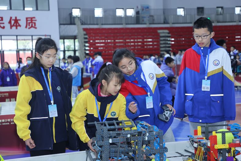 6AD58B28-0794-4991-9608-1E805927A9D1