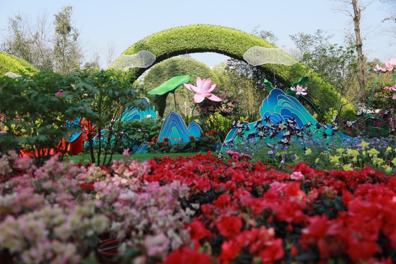 CA0BCC32-F9D9-479D-A8C3-01C09BDE510D