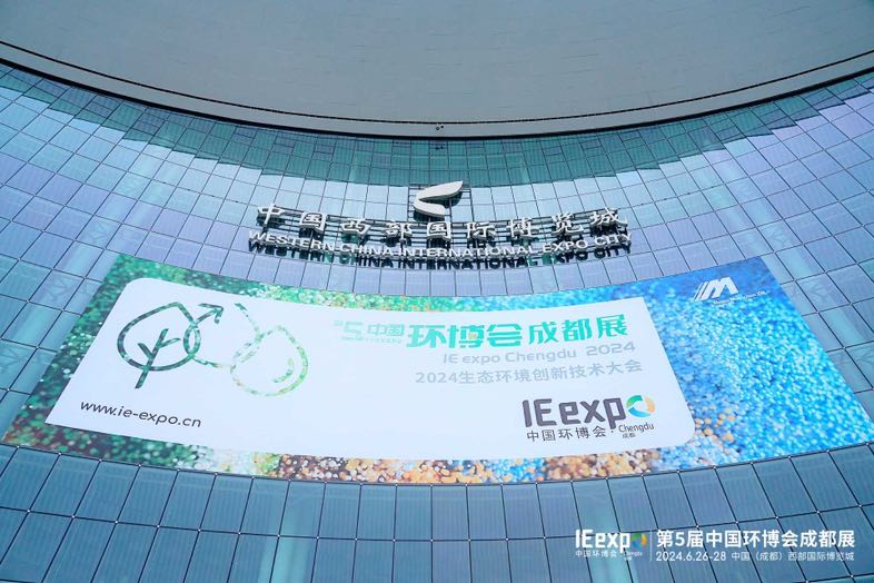 03D0ACDE-6020-4AEB-934F-A5CD96EDECEE