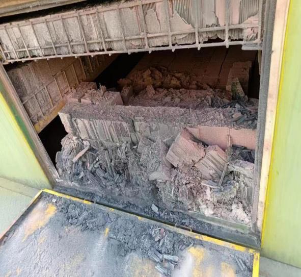 CA2CC4A9-3784-44B8-B609-3AF392E16478