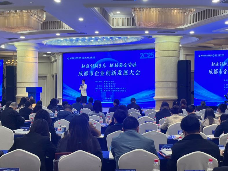 6FD7121A-5EFF-40CD-91FA-42D39CD9034C