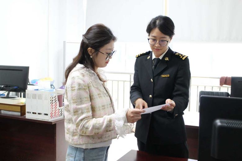 6C3A7181-300A-458B-B326-8D49224A9ABC