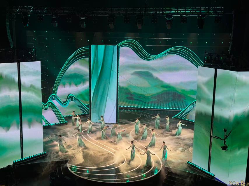 973E361A-5720-4FB4-AF3B-66EC404238C7