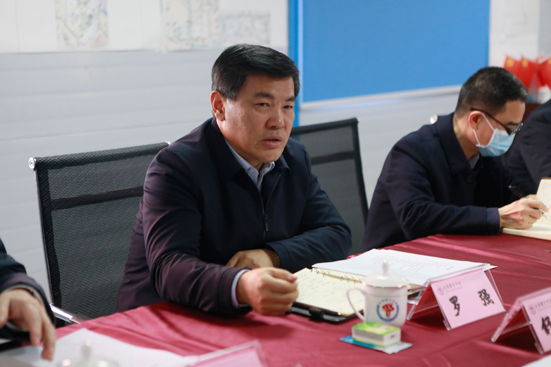 抓好教育领域重点项目建设 服务稳增长促发展大局「相关图片」