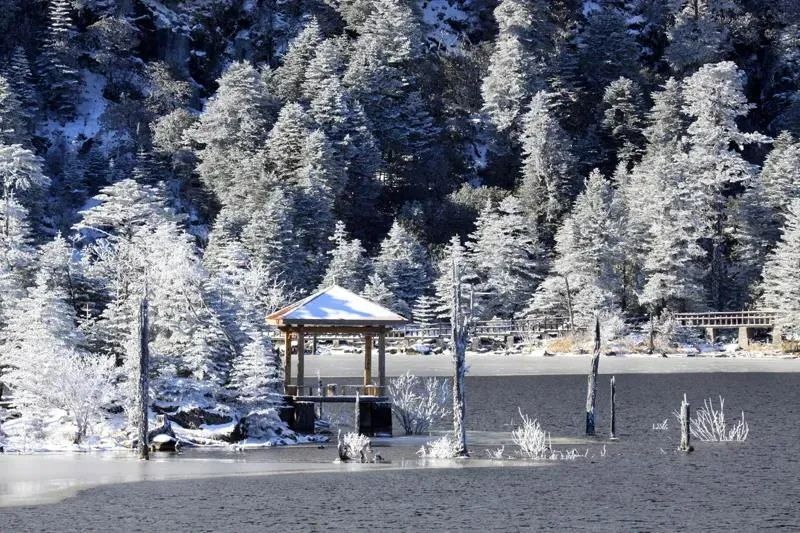 迎冬奥·游四川｜雪落满螺髻，遇见一场冬日绝色！