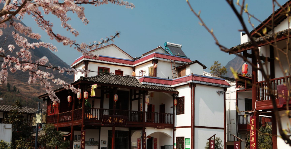 走进天府旅游名村｜千年古道旁的田园牧歌