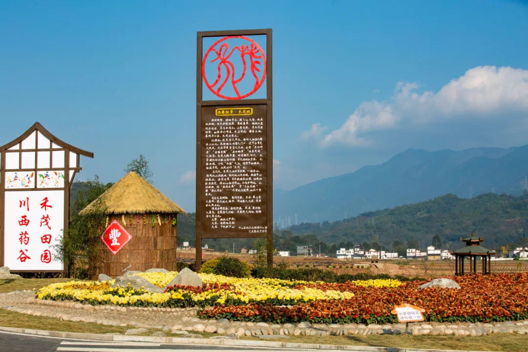 神秘的北纬30°，还藏着这样一座宝藏小城！