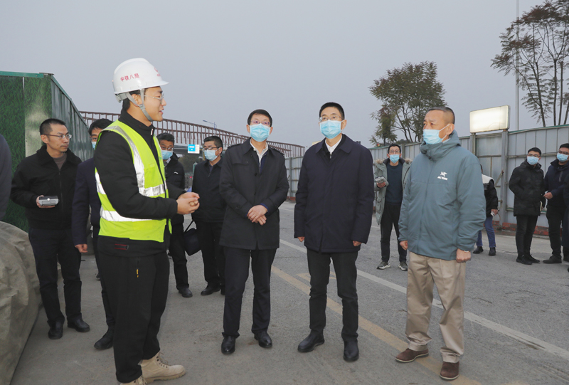陈炜采取“四不两直”方式赴成都市暗访督导重污染天气应急响应落实情况「相关图片」